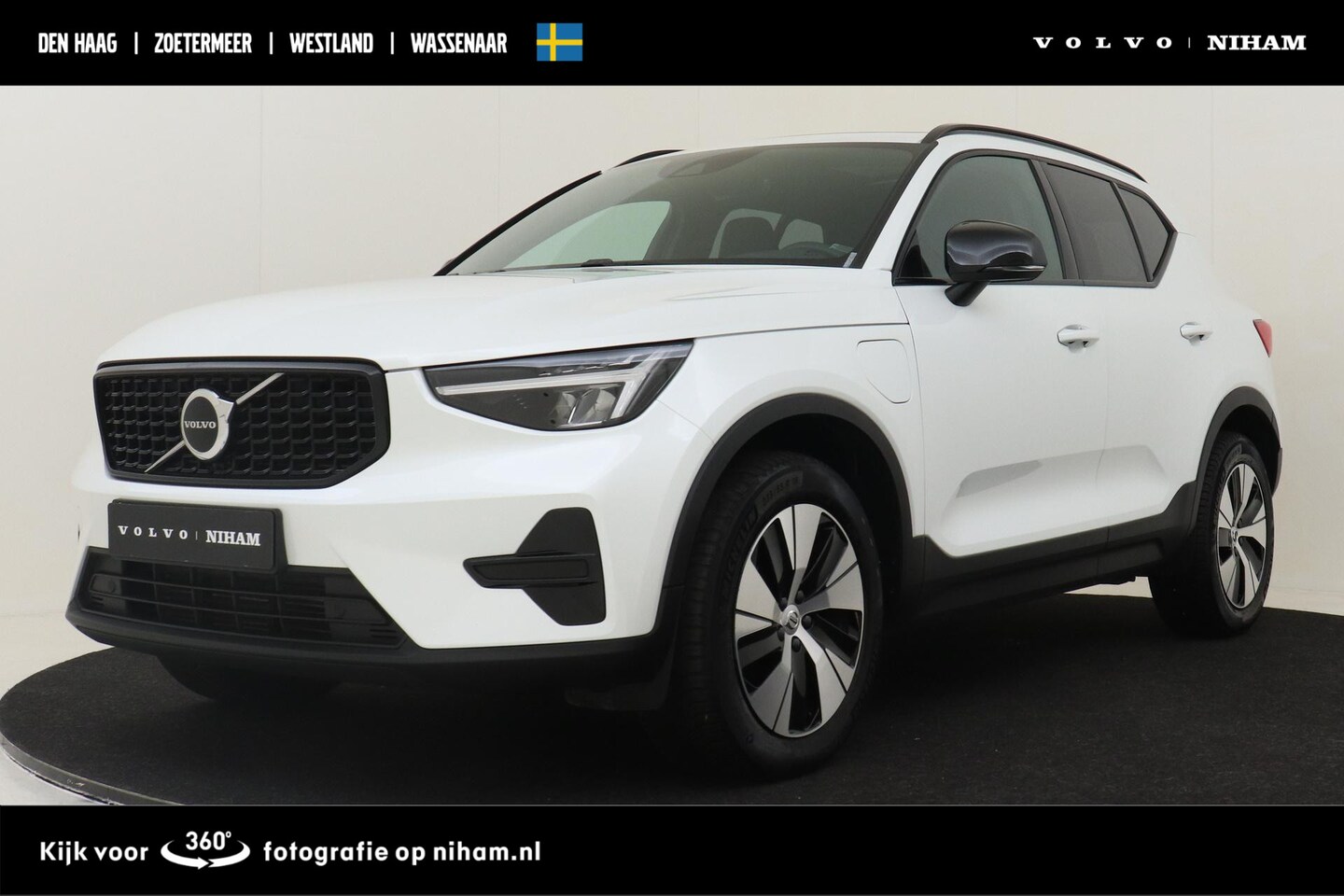 Volvo XC40 - T4 RECHARGE PLUS DARK -PANO.DAK|CAMERA|CRUISE|HARMAN/KARDON|POWER-SEATS - AutoWereld.nl