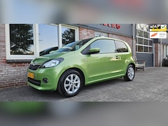 Skoda Citigo - 1.0 Greentech Tour Airco Cruise Control PDC Navigatie NAP Leuke Auto