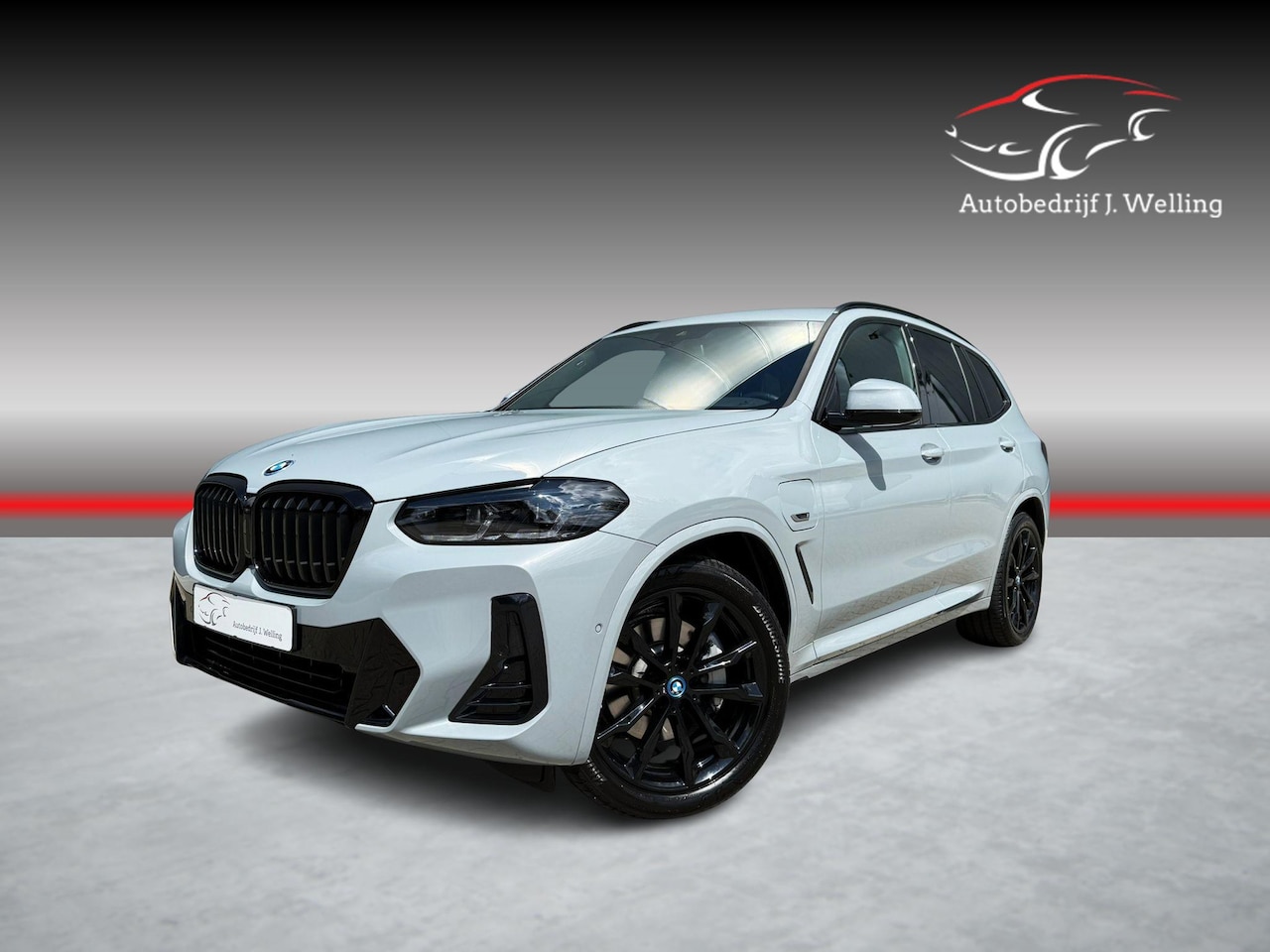 BMW X3 - xDrive30e M-sport / 20 inch / HUD / Leder - AutoWereld.nl
