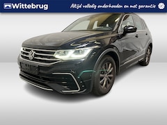 Volkswagen Tiguan - 1.4 TSI eHybrid R-Line / AUTOMAAT/ 245 PK/ ELEKTR. TREKHAAK/ 2X R-LINE/ RIJ-MODI/ DAB/ CLI