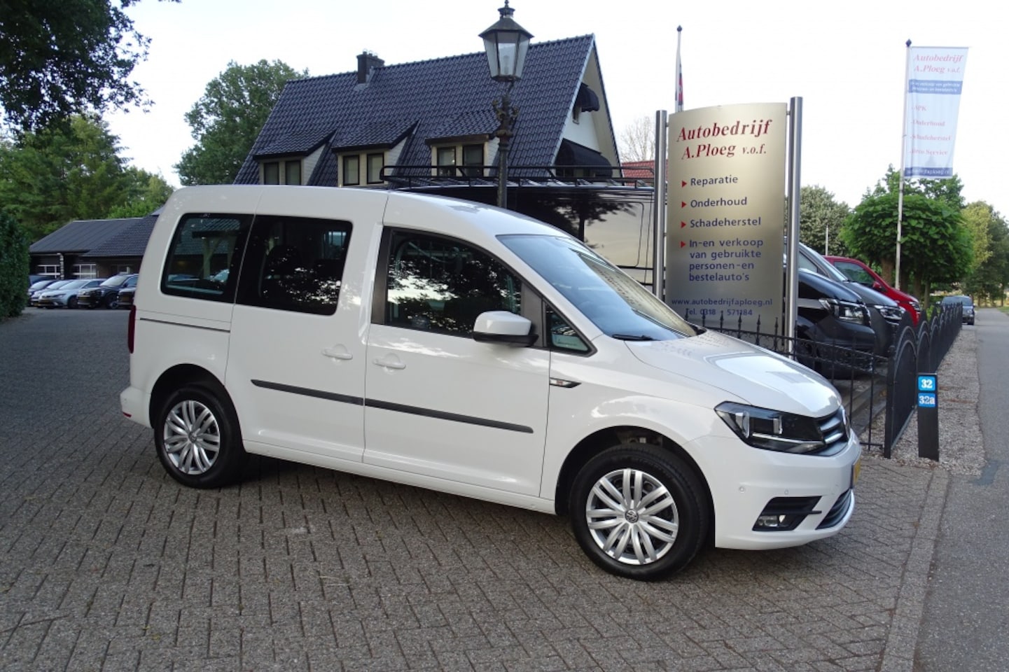 Volkswagen Caddy - 1.4 TSI Trendline Camera Navigatie 1e eig - AutoWereld.nl