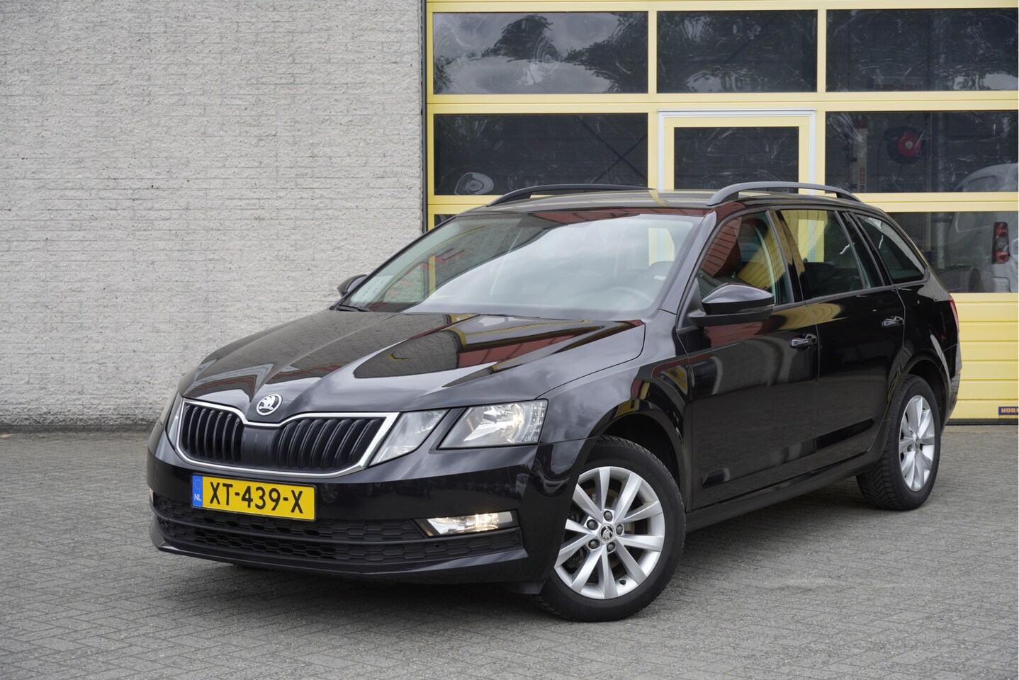 Skoda Octavia Combi - 1.0 TSI Automaat! Ambition Business BJ2019 Lmv 16" | Led | Pdc | App-Connect | Climate con - AutoWereld.nl