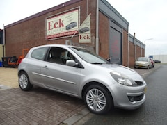 Renault Clio - AUTOMAAT 1.6-16V Initiale