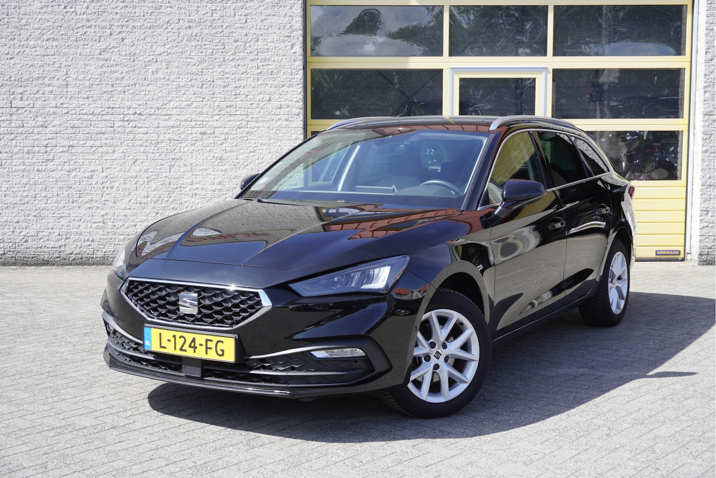 SEAT Leon Sportstourer - 1.5 TSI Style Launch Edition BJ2021 Lmv 16" | Led V+A | Navi | Pdc | Achteruitrijcamera | - AutoWereld.nl