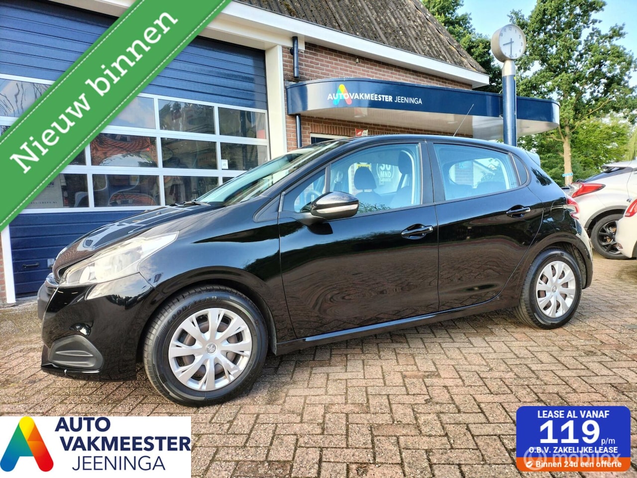Peugeot 208 - 1.2 PureTech Active Navigatie - AutoWereld.nl