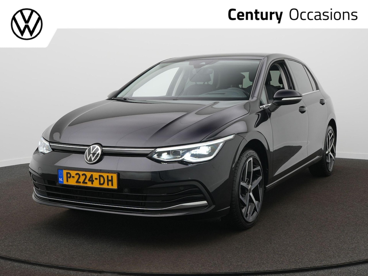 Volkswagen Golf - 1.5 TSI Style / Panodak / Camera / Elek. Stoel / Adap. Cruise - AutoWereld.nl