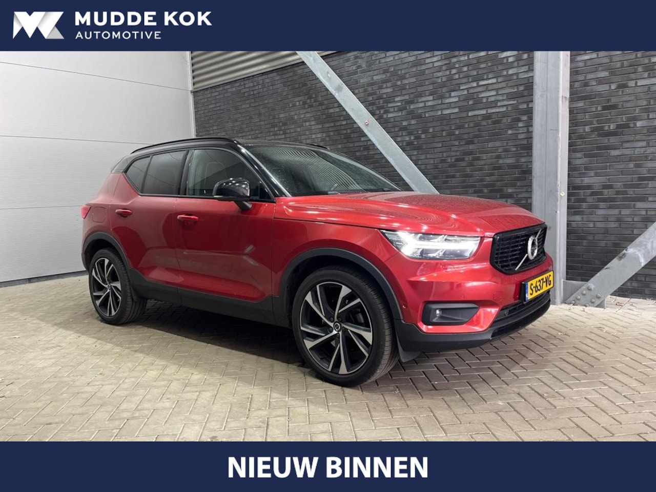 Volvo XC40 - D4 AWD R-Design | Panoramadak | ACC | 360° Camera | BLIS | harman/kardon | 20 Inch - AutoWereld.nl