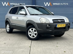 Hyundai Tucson - 2.0i Style / APK 08-2026 / TREKHAAK / CRUISE