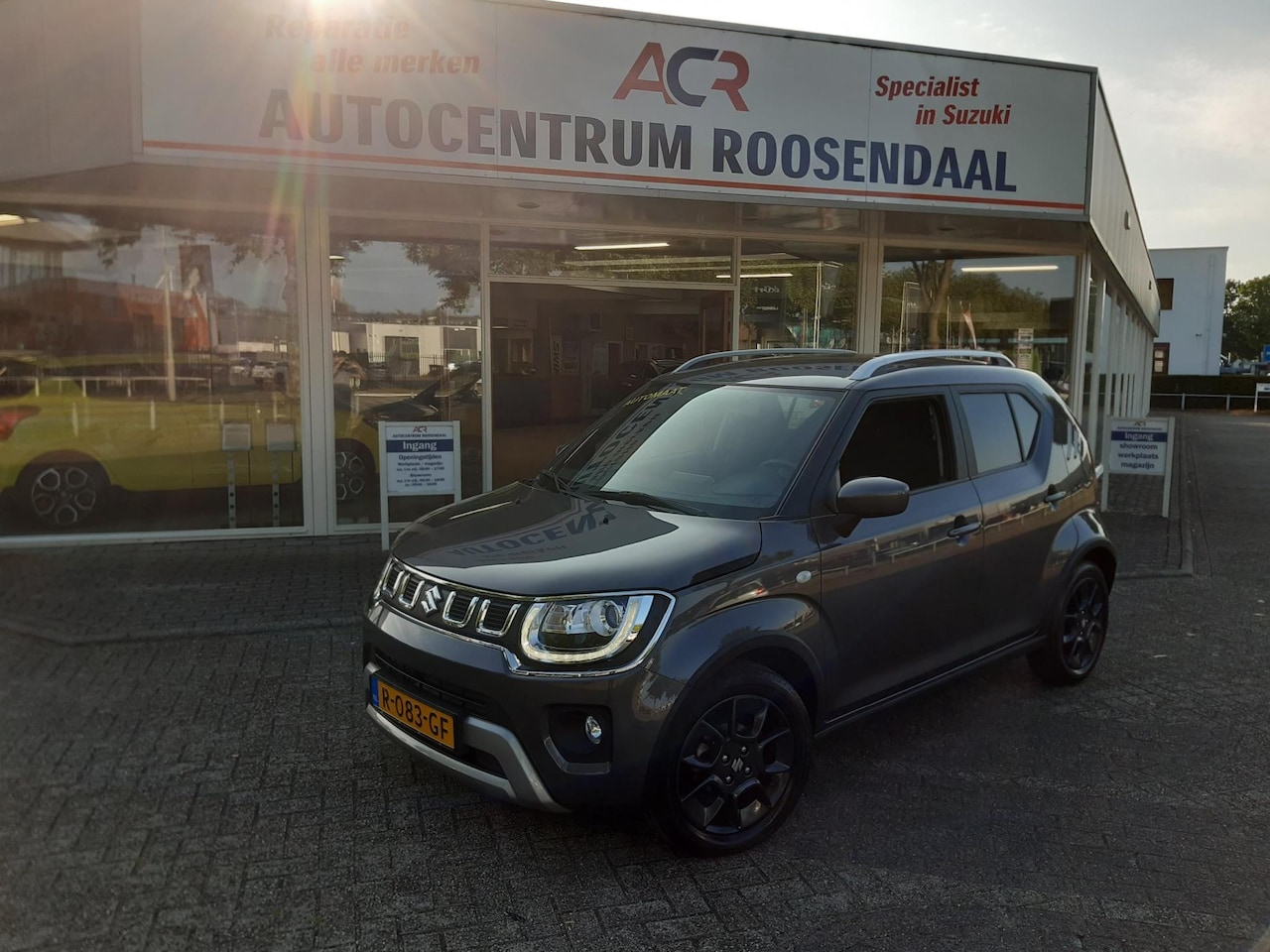 Suzuki Ignis - 1.2 Smart Hybrid Select AUTOMAAT lage km stand - AutoWereld.nl