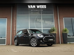 MINI Clubman - 1.5 Cooper Richmond Park Edition | 1e eigenaar | NL auto | Dakraam | LED | 18 inch | Camer