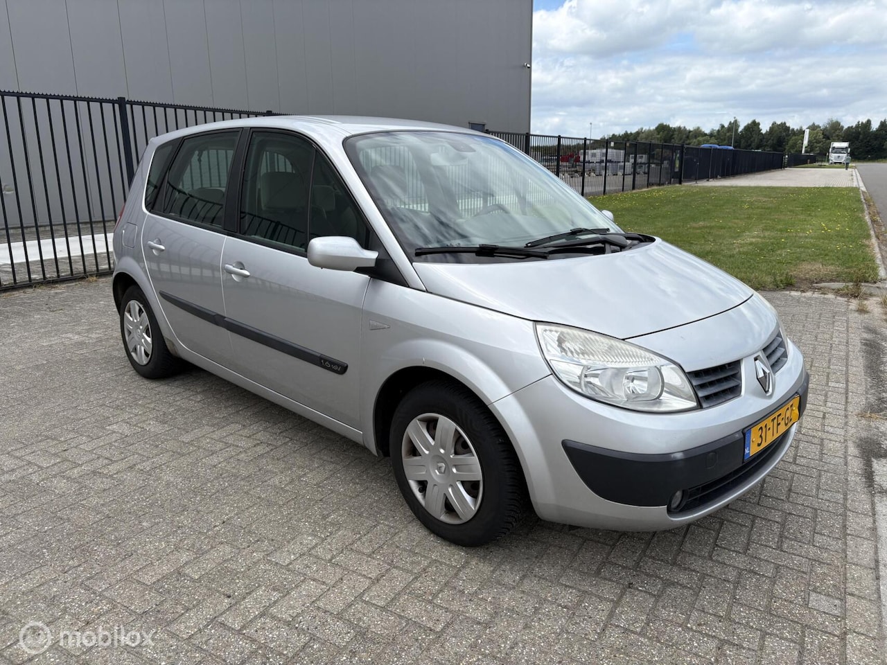 Renault Scénic - 1.6-16V Tech Line 1.6-16V Tech Line - AutoWereld.nl