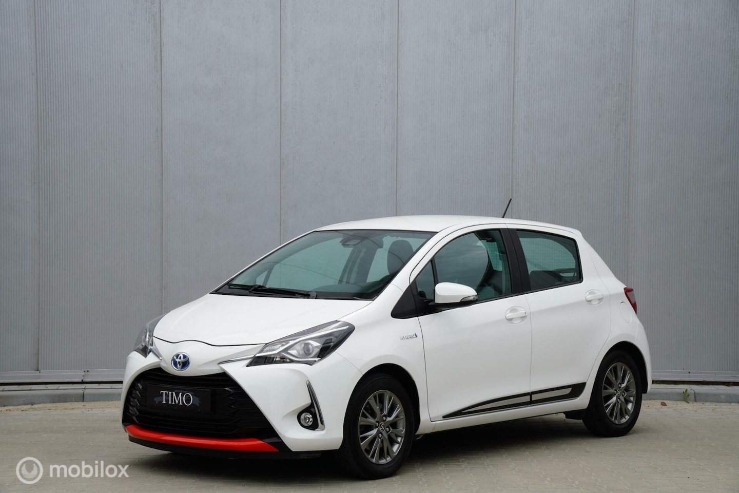 Toyota Yaris - 1.5 Hybrid, 2020, 50.800 KM, Stoelverw, Apple - AutoWereld.nl