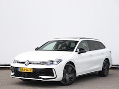 Volkswagen Passat Variant - 1.5 eHybrid 272PK R-Line Edition DEMO | Black style | Panoramadak | 19" inch lm velgen | N