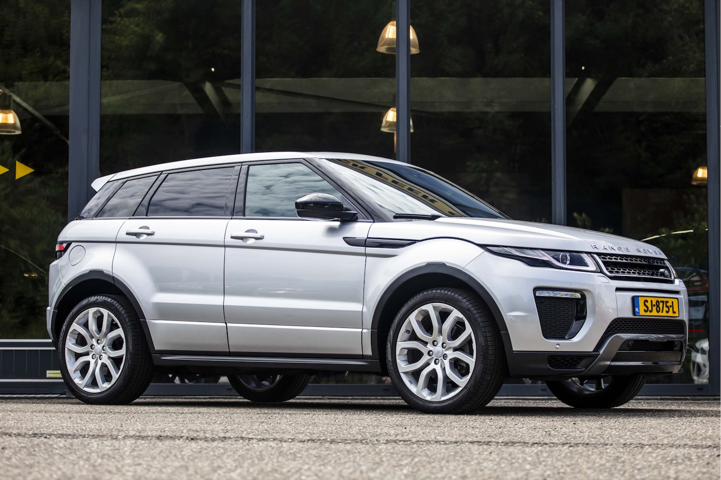 Land Rover Range Rover Evoque - 2.0 TD4 HSE Dynamic 2.0 TD4 HSE Dynamic - AutoWereld.nl