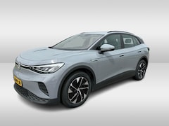 Volkswagen ID.4 - Life 77 kWh / Trekhaak / Navigatie / 19'' / DAB / Stuurverwarming / Stoelverwarming / ACC