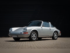 Porsche 911 - T 911 Matching numbers l Complete history l Perfect condition