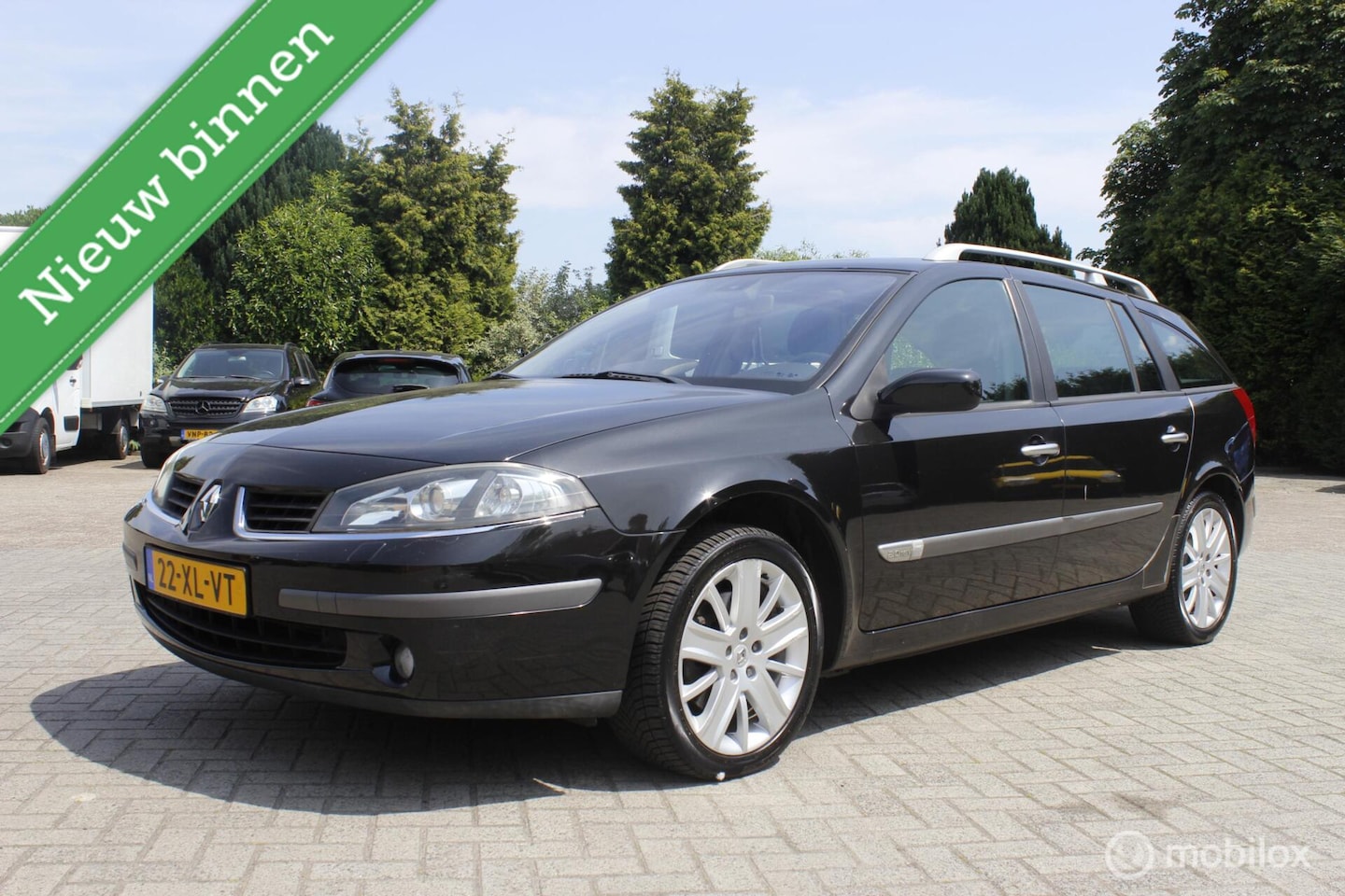 Renault Laguna Grand Tour - 2.0-16V Tech Line 2.0-16V Tech Line - AutoWereld.nl