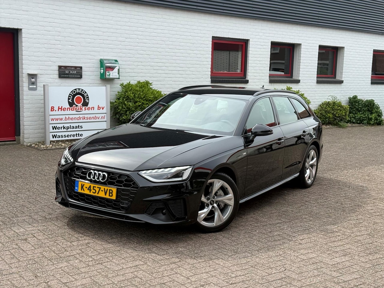 Audi A4 Avant - 2.0 TFSI 211pk quattro S Edition/ Premium sportstoelen met massage/ Adaptieve demping/ Ban - AutoWereld.nl
