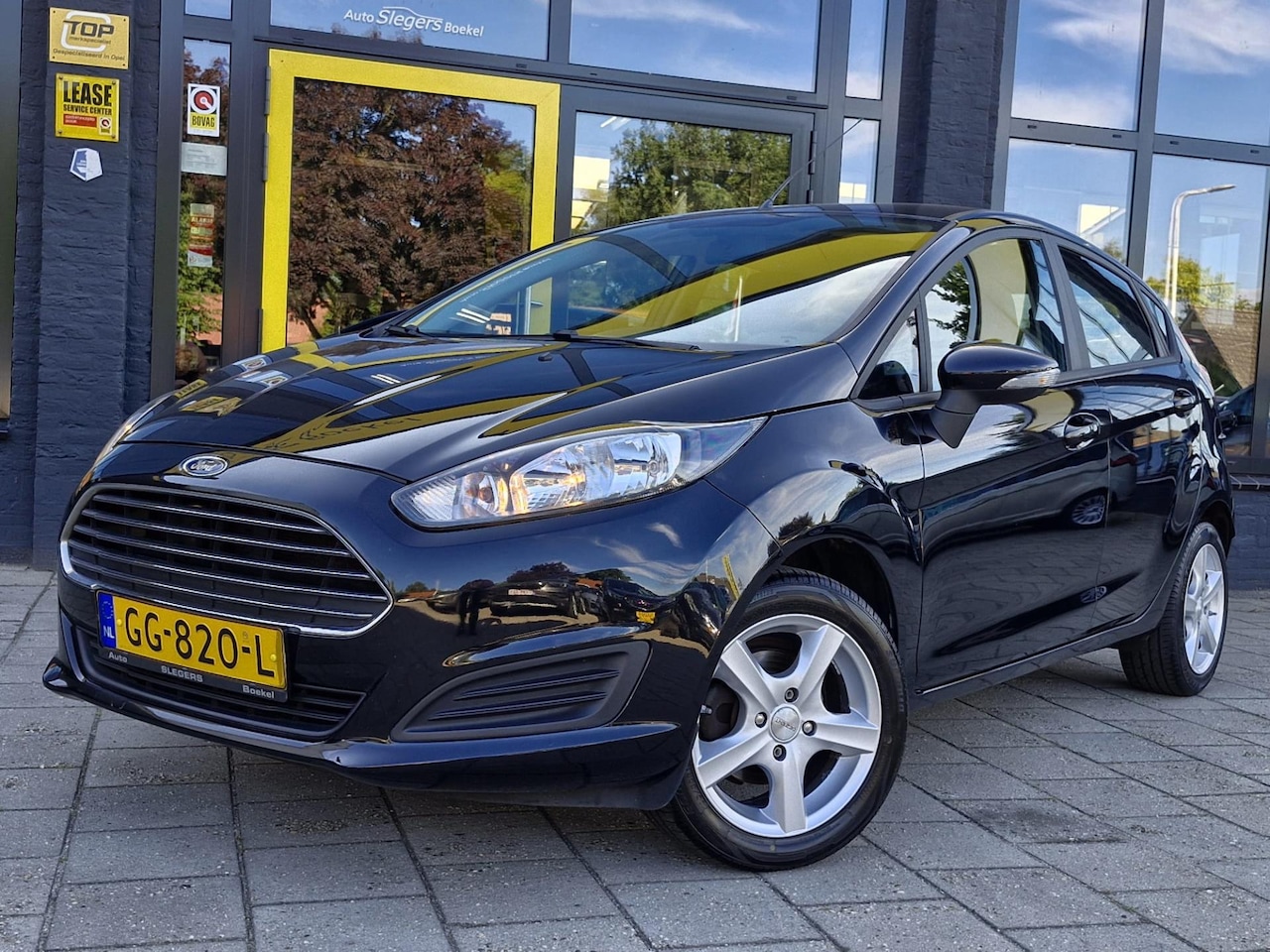 Ford Fiesta - 1.0 Style | Navigatie | Telefoon | Airco - AutoWereld.nl