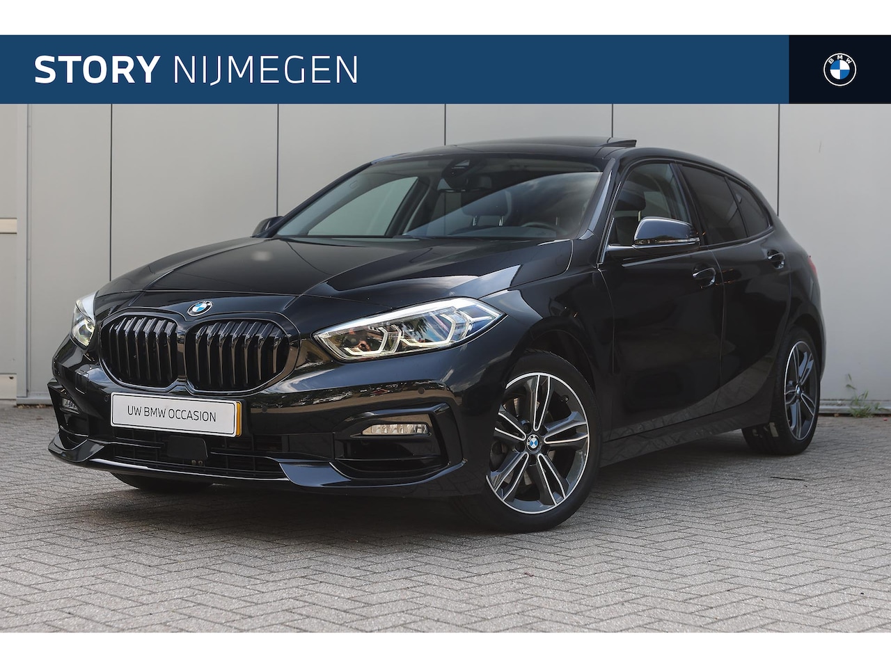 BMW 1-serie - 118i High Executive Sport Line Automaat / Panoramadak / Sportstoelen / LED / Achteruitrijc - AutoWereld.nl