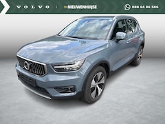 Volvo XC40 - 1.5 T4 Recharge Inscription | Trekhaak | Parkeer Camera | Parkeersensoren Voor en Achter |