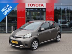 Toyota Aygo - COMFORT 5-DEURS AIRCO RADIO EL-RAMEN CENTRALE VERGRENDELING