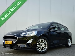 Ford Focus Wagon - 1.5 ECOBLUE TITANIUM/KEYLESS/TREKHAAK/CAMERA/LED/CARPLAY
