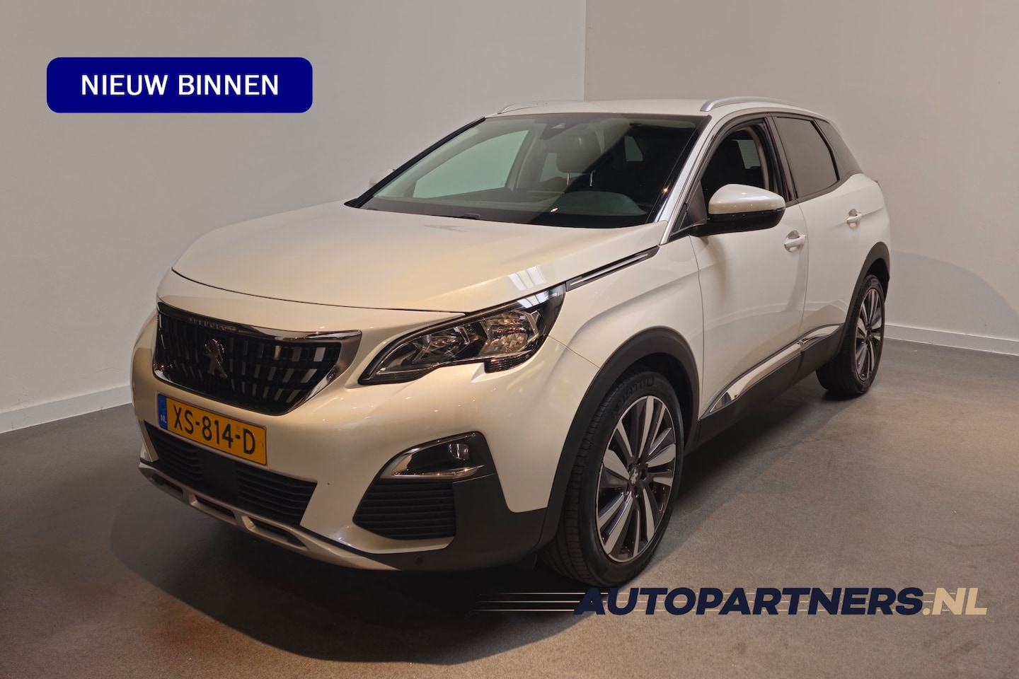 Peugeot 3008 - 1.6 PureTech Blue Lease Premium - Automaat - Virtual cockpit - Apple Carplay/Android Auto - AutoWereld.nl