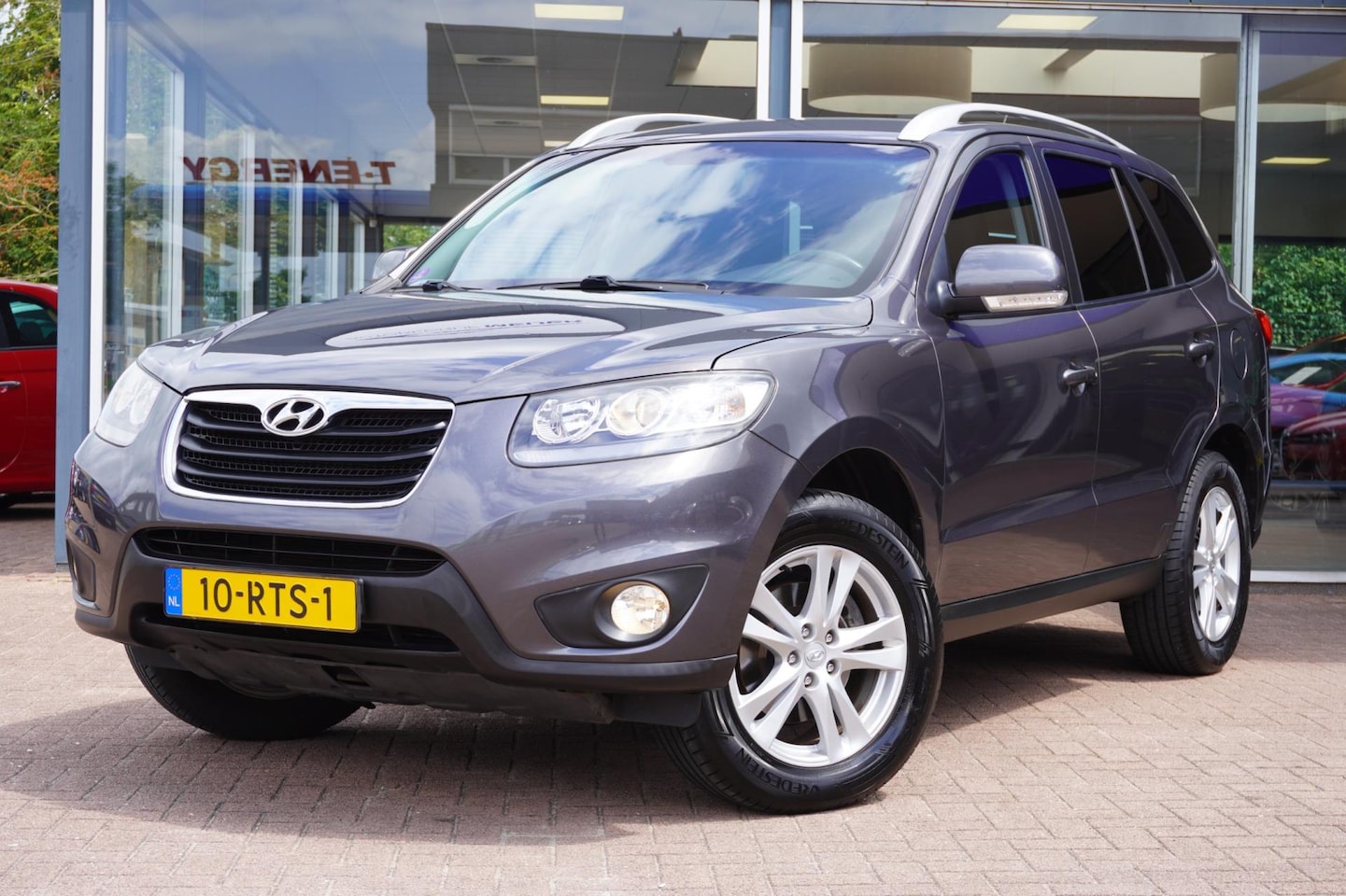Hyundai Santa Fe - 2.4i CVVT Dynamic 5deurs | Airco | Elek. pakket | Vol opties | Hoge instap | Inruil mogeli - AutoWereld.nl