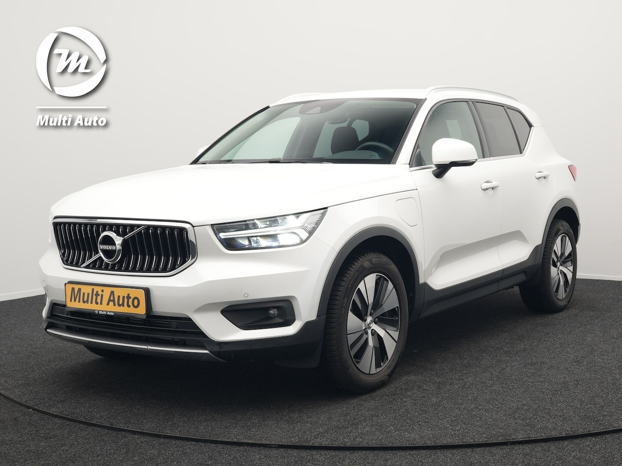 Volvo XC40 - T4 Recharge Inscription Plug In Hybrid 211pk PHEV | Cruise Control | Camera | Apple Carpla - AutoWereld.nl