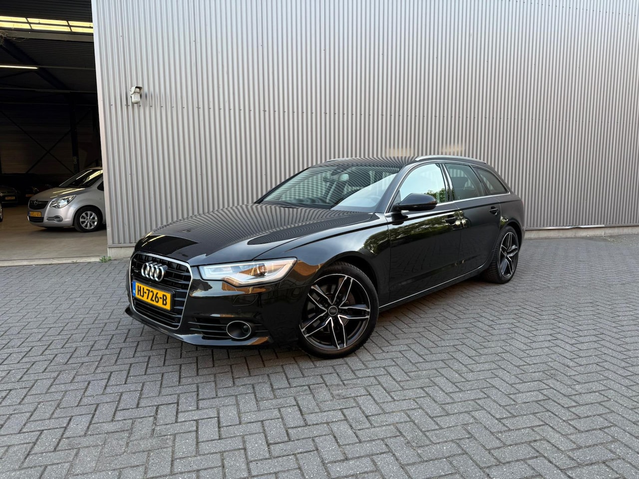 Audi A6 Avant - 3.0 TDI quattro Sport Edition S-line|Leer|Alarm|Trekhaak|Camera|Alarm - AutoWereld.nl