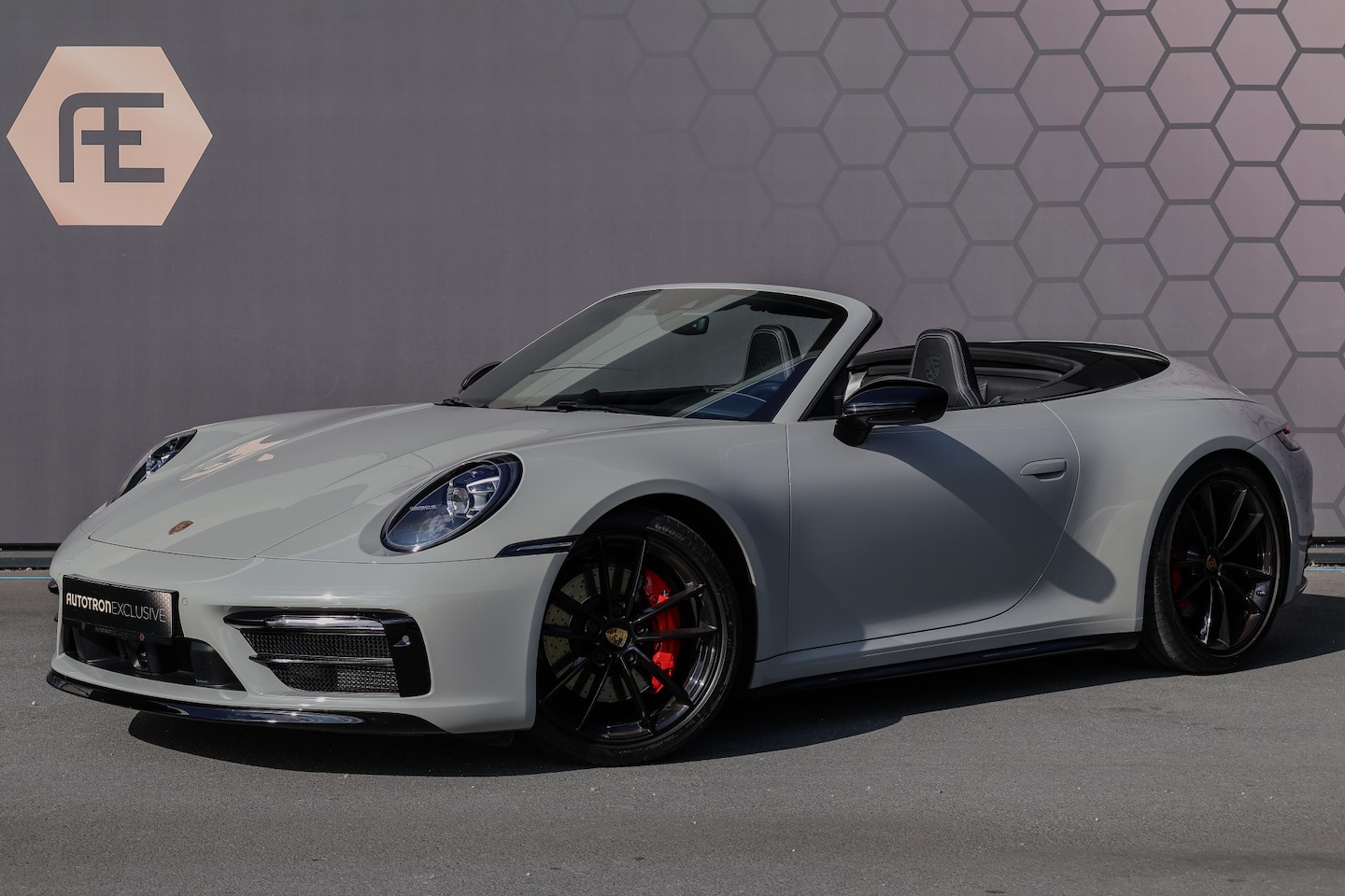 Porsche 911 Cabrio - 3.0 Carrera S ADAPTIVE CRUISE | STOELVERWARMING & VERKOELING | LIFT | STUURVERWARMING | PP - AutoWereld.nl
