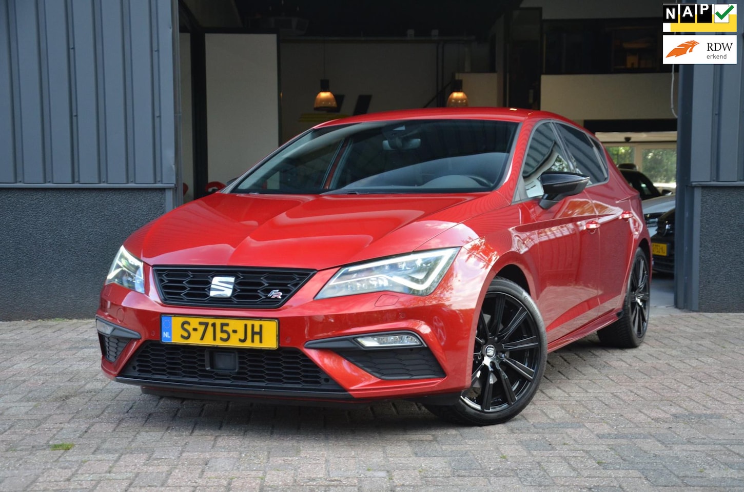 SEAT Leon - 1.4 EcoTSI FR Business CarPlay|Virt. Dash|Aero pakket - AutoWereld.nl