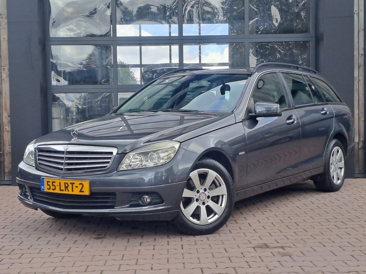 Mercedes-Benz C-klasse Estate - 180 K BlueEFFICIENCY Business Edition | Automaat | Airco | Navi | Cruise | Trekhaak | PDC - AutoWereld.nl