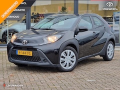 Toyota Aygo X - 1.0 VVT-i MT Play Aygo X 1.0 VVT-i MT play