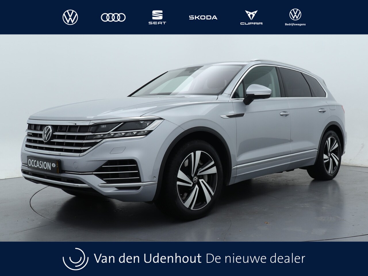 Volkswagen Touareg - 3.0 TSi 381pk eHybrid 4MOTION PHEV / Nachtzicht Luchtvering Leder Panoramadak - AutoWereld.nl
