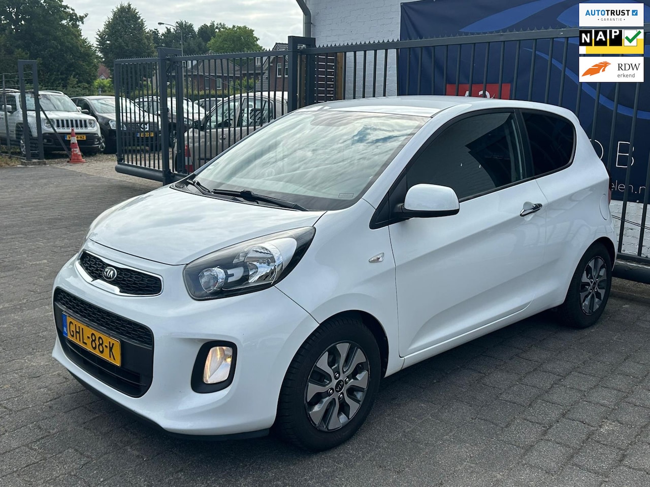 Kia Picanto - 1.0 CVVT ComfortLine LPG / AIRCO / STOELVERWARMING / MULTIFUNCTIONEEL STUURWIEL - AutoWereld.nl