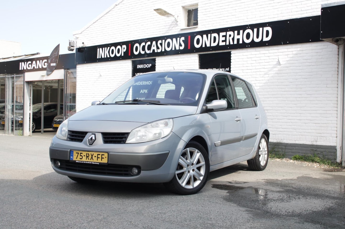 Renault Grand Scénic - 2.0-16V Expression Luxe /AUTOMAAT / AIRCO / ELEKTRISCHE RAMEN - AutoWereld.nl