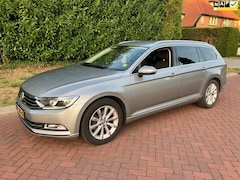 Volkswagen Passat Variant - 1.6 TDI dsg 7 Connected Series mooie auto met n.a.p