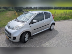 Peugeot 107 - 1.0-12V XS