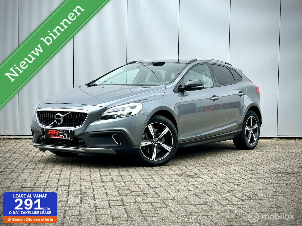 Volvo V40 Cross Country - T3 Luxury+ / NL-Auto / Vol opties! - AutoWereld.nl