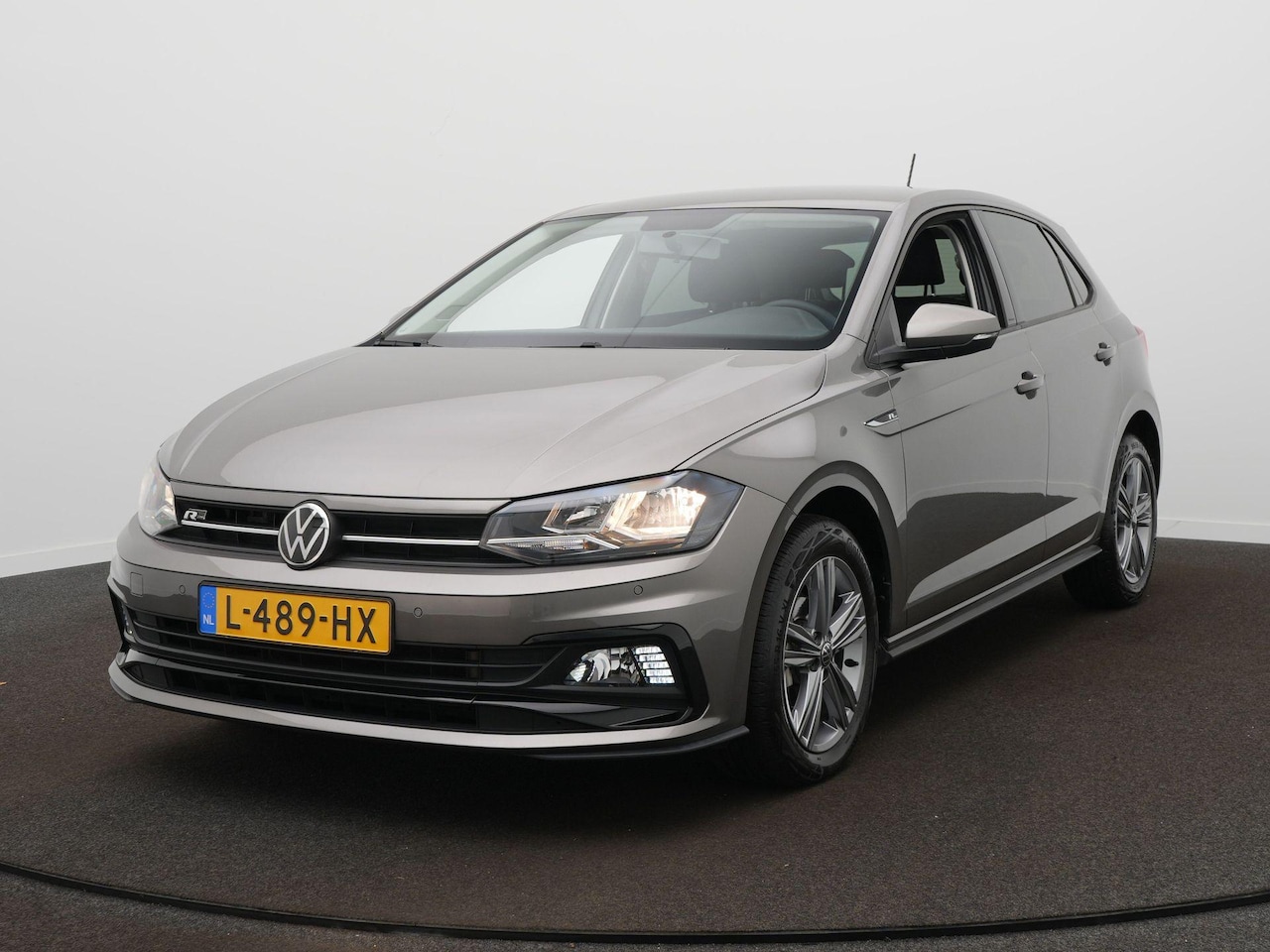 Volkswagen Polo - 1.0 TSI R-Line Edition Apple carplay / LMV / Metallic - AutoWereld.nl