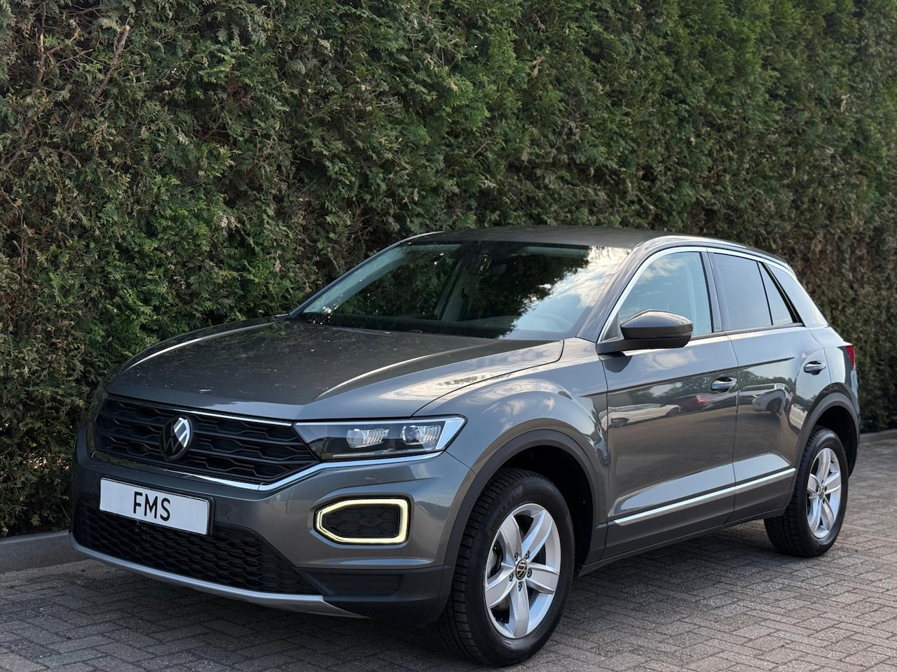 Volkswagen T-Roc - 1.5 TSI Sport Trekhaak Camera - AutoWereld.nl