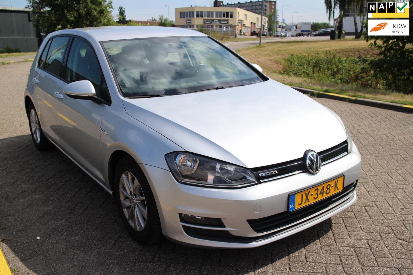 Volkswagen Golf - 1.0 TSI Edition 1.0 TSI Edition - AutoWereld.nl