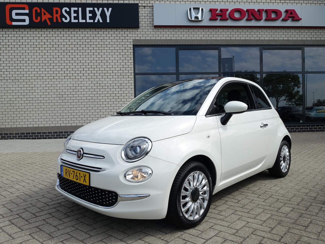 Fiat 500 - 1.2 LOUNGE PANODAK MET SLECHTS 30.450 KM - AutoWereld.nl