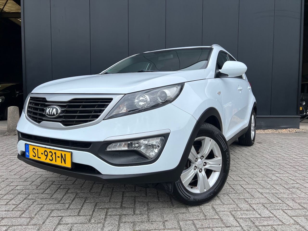 Kia Sportage - 1.6 '13 Clima/Navi/17'Lmv/Camera/GehOnderhouden - AutoWereld.nl