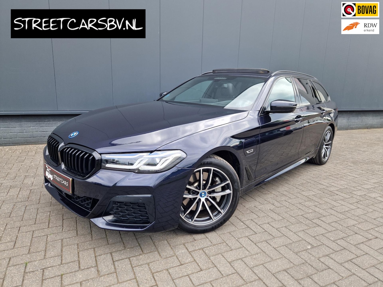 BMW 5-serie Touring - 530e /Laser /Pano /HUD /Garantie - AutoWereld.nl
