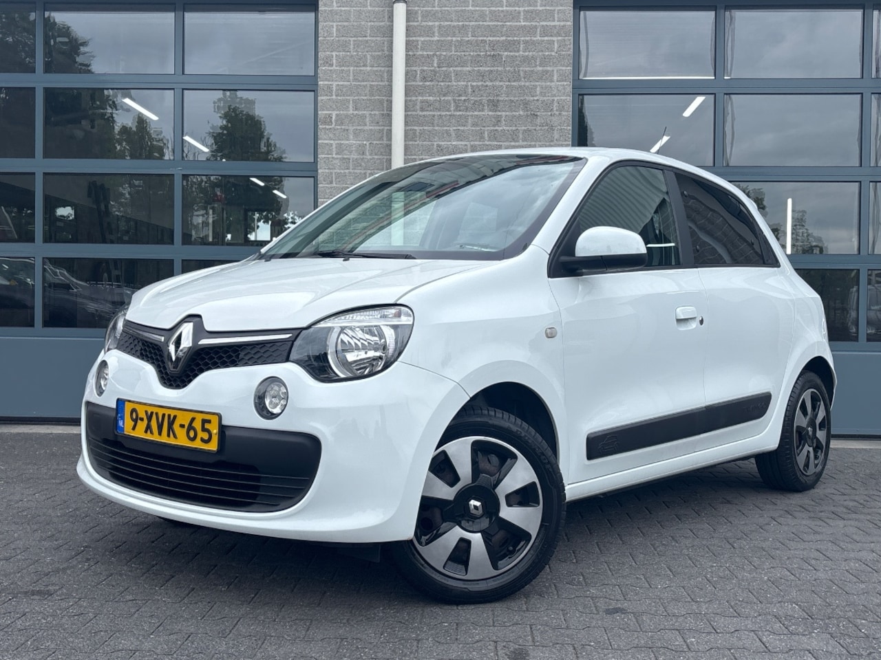 Renault Twingo - 1.0 SCe Expression | NAP | AIRCO | 5 DEURS | - AutoWereld.nl