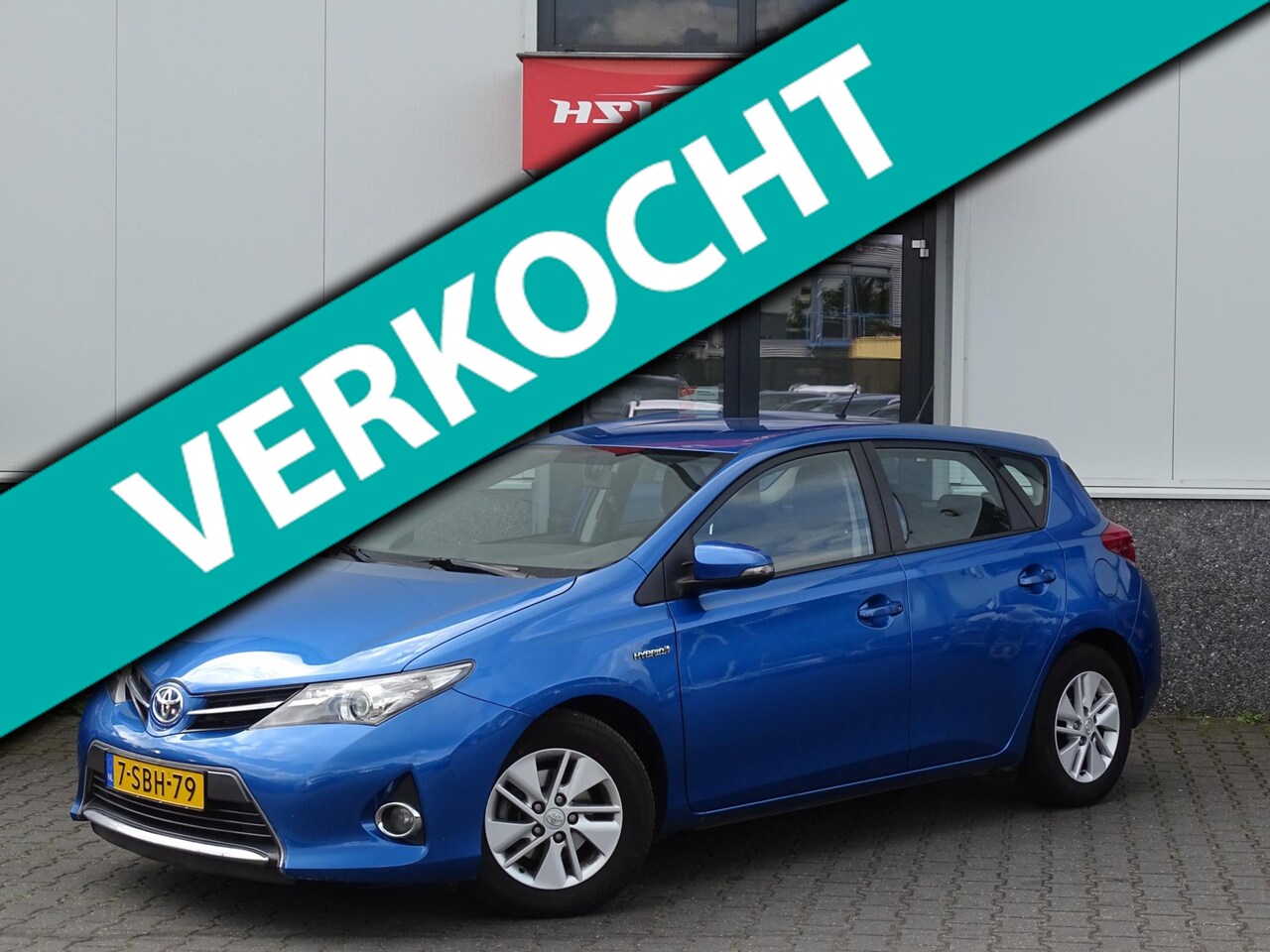 Toyota Auris - 1.8 Hybrid Aspiration automaat LM 4-deurs - AutoWereld.nl