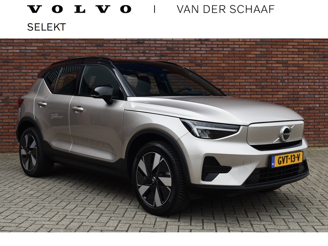 Volvo XC40 - Extended Range Plus 82 kWh | Trekhaak | Climate Pack | € 7557 demo voordeel | - AutoWereld.nl